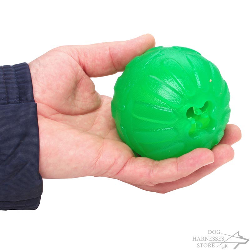 Dog Feeder Ball for MediumSized Dogs £21.60